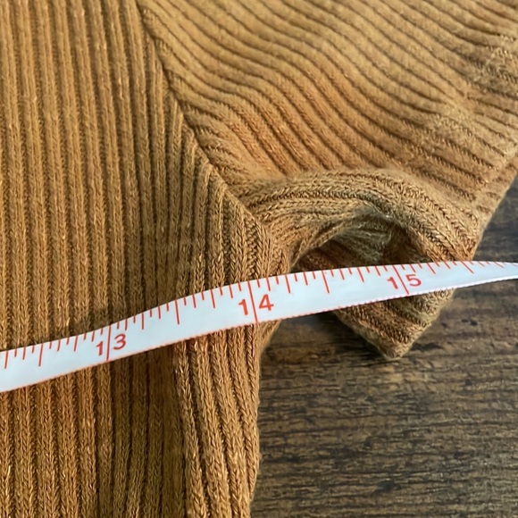 Brown Ribbed Crop Top * Popular 21 * Size Small‎ - Picture 9 of 13